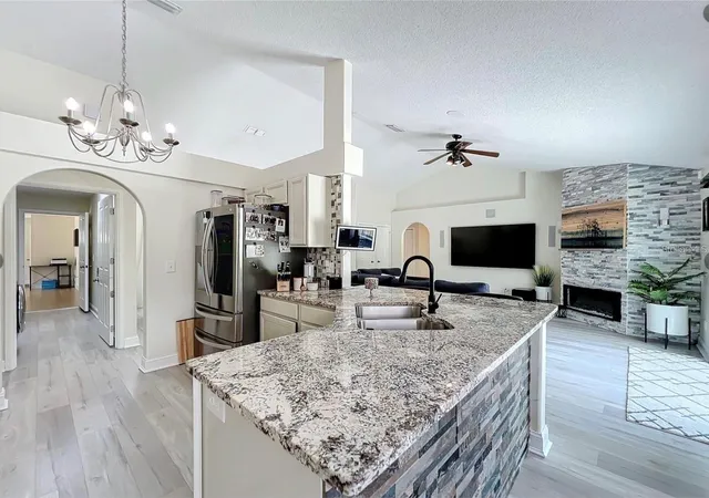 Photo 2 of Sale Pending at 17528 E Apshawa Rd, Minneola, FL 34715 | MLS# O6342191 | Listing updated on 2026-09-09
