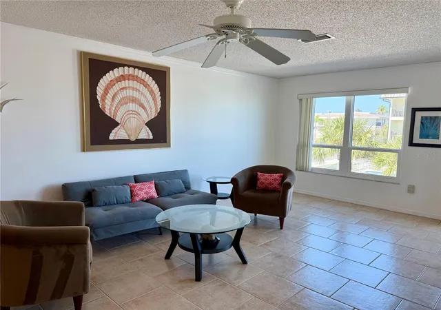 Listing Photo 5 - Condo for sale in building located at 601 Gulf Dr N, Bradenton Beach, FL 34217 - Unit #109