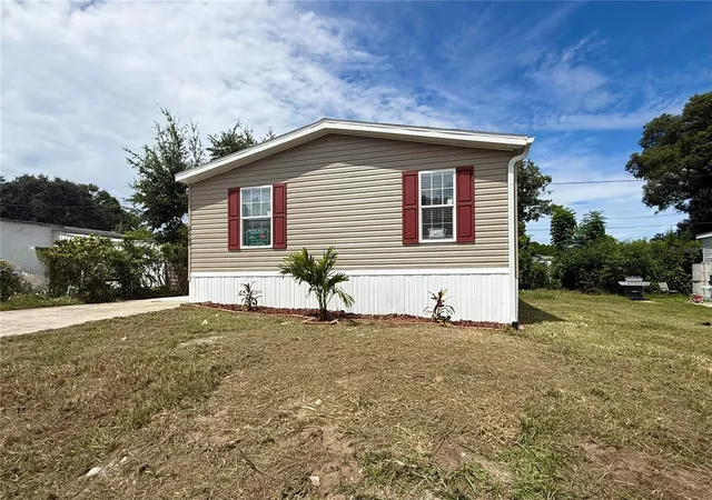Photo 2 of Manufactured home for sale at 37743 Geiger Rd, Zephyrhills, FL 33542 | MLS# TB8426861 | Listing updated on 2026-10-20