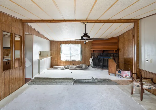Photo 4 of House for sale at 4982 W Woodlawn St, Dunnellon, FL 34433 | MLS# OM709746 | Listing updated on 2026-09-18