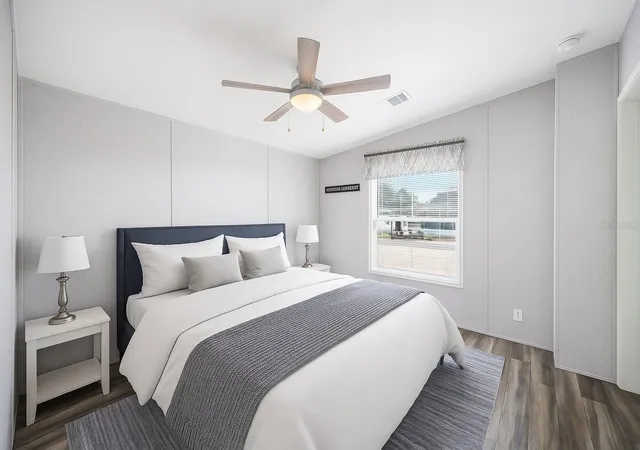 Photo 2 of Manufactured home for sale at 1 Beaverkill Dr, Lake Wales, FL 33898 | MLS# L4956096 | Listing updated on 2026-09-16