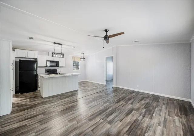 Photo 4 of Manufactured home for sale at 1 Beaverkill Dr, Lake Wales, FL 33898 | MLS# L4956096 | Listing updated on 2026-09-16