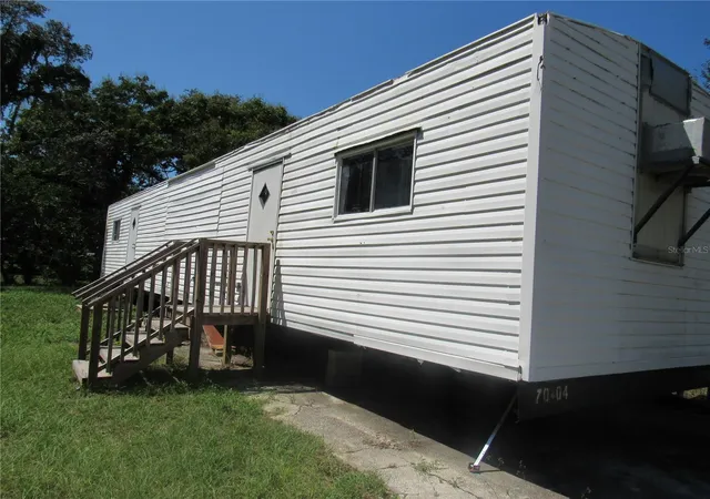 Photo 1 of Manufactured home for sale at 1950 Se 185th Terrace, Silver Springs, FL 34488 | MLS# OM710226 | Listing updated on 2026-09-25