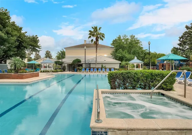 Listing Photo 4 - Condo for sale in building located at 3446 Soho St, Orlando, FL 32835 - Unit #303
