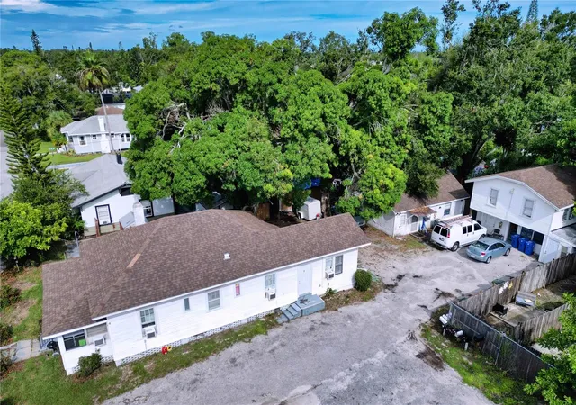 Multi family home for sale at 1514 12th Avenue W, BRADENTON, FL 34205 | MLS# A4666793