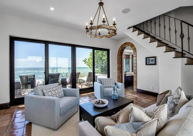 Photo 3 of Single family home for sale at 121 N Casey Key Rd, Osprey, FL 34229 | MLS# A4667263 | Listing updated on 2026-10-05