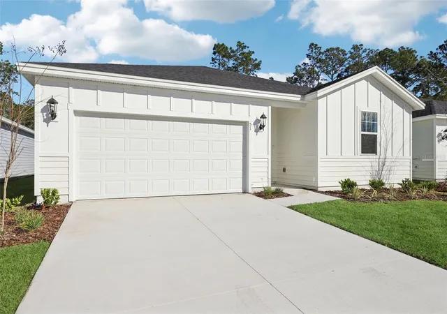 Photo 2 of Sale Pending at 51 Wandering Creek Way, Palm Coast, FL 32164 | MLS# O6350112 | Listing updated on 2026-09-16