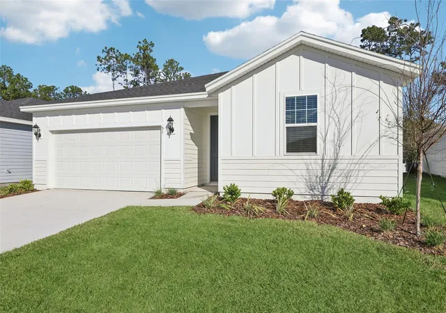 Photo 3 of Sale Pending at 51 Wandering Creek Way, Palm Coast, FL 32164 | MLS# O6350112 | Listing updated on 2026-09-16