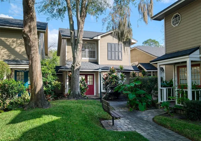 Listing Photo 4 - Condo for sale in building located at 6040 Scotchwood Gln, Orlando, FL 32822 - Unit #105