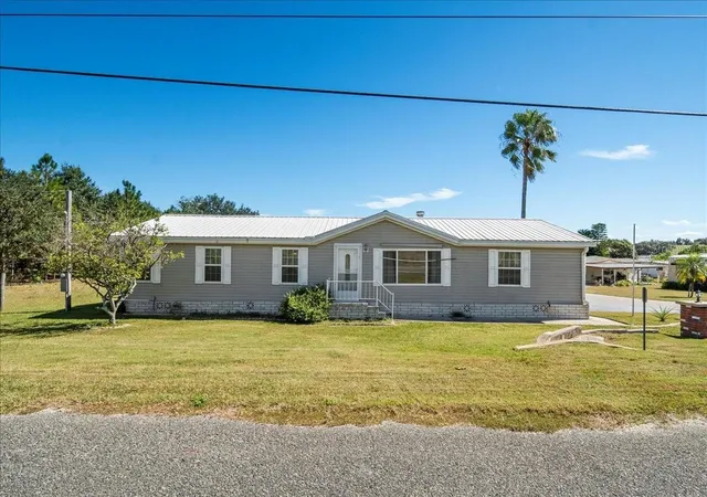 Photo 1 of Manufactured home for sale at 101 Edgewood Blvd, Lake Wales, FL 33898 | MLS# P4936828 | Listing updated on 2026-09-16