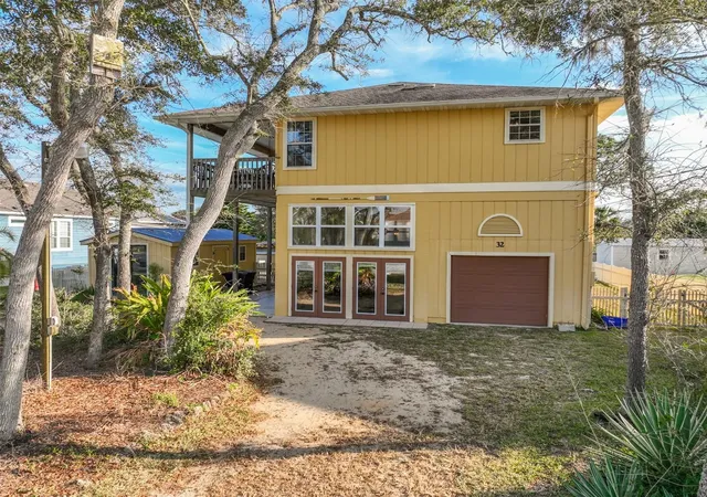 Photo 1 of Single family home for sale at 32 Armand Beach Dr, Palm Coast, FL 32137 | MLS# FC313994 | Listing updated on 2026-10-04