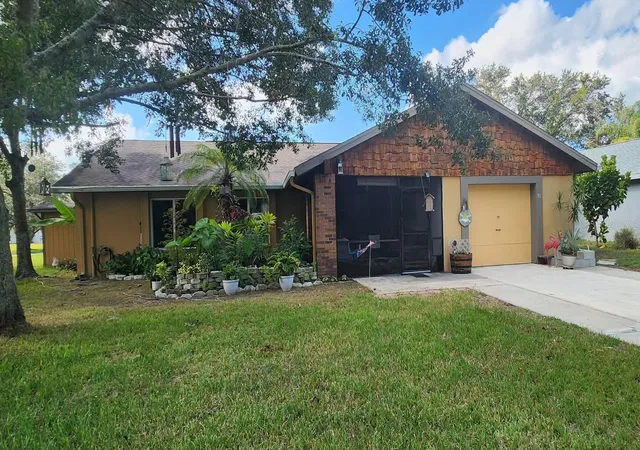 Photo 1 of Single family home for sale at 31 Chip Ct, Kissimmee, FL 34759 | MLS# O6360275 | Listing updated on 2026-09-24