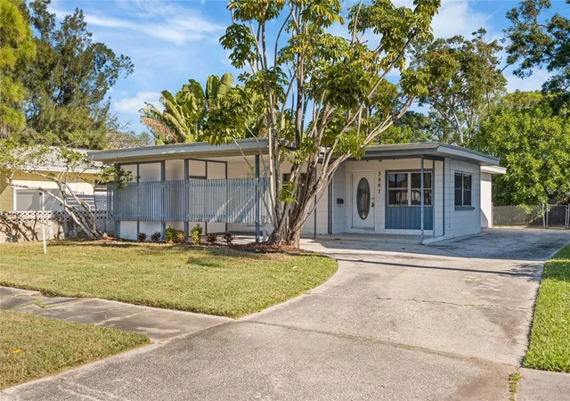 Photo 1 of Single family home for sale at 3967 Arkansas Ave Ne, Saint Petersburg, FL 33703 | MLS# L4957298 | Listing updated on 2026-10-21