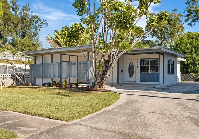 Photo 2 of Single family home for sale at 3967 Arkansas Ave Ne, Saint Petersburg, FL 33703 | MLS# L4957298 | Listing updated on 2026-10-21