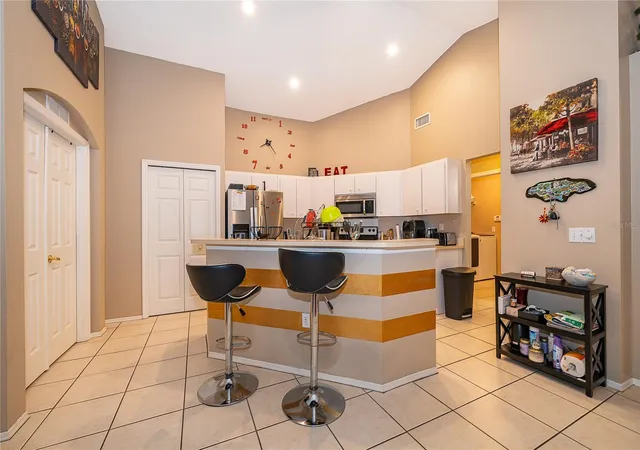 Photo 2 of Single family home for sale at 1152 View Pointe Cir, Lake Wales, FL 33853 | MLS# O6361433 | Listing updated on 2026-09-16