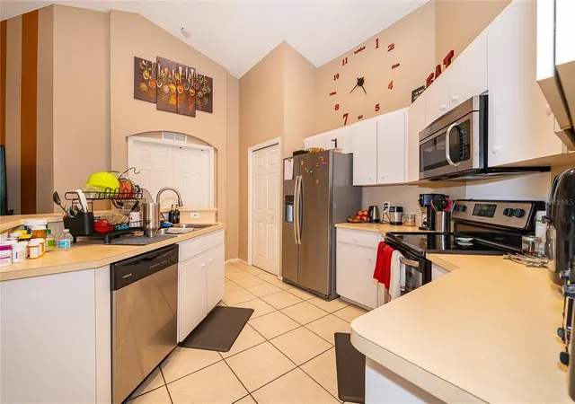 Photo 3 of Single family home for sale at 1152 View Pointe Cir, Lake Wales, FL 33853 | MLS# O6361433 | Listing updated on 2026-09-16