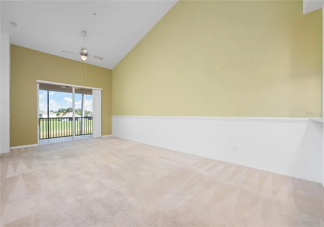 Photo 3 of Condo for sale at 915 Fairwaycove Ln #204, Bradenton, FL 34212 | MLS# A4672538 | Listing updated on 2026-09-09