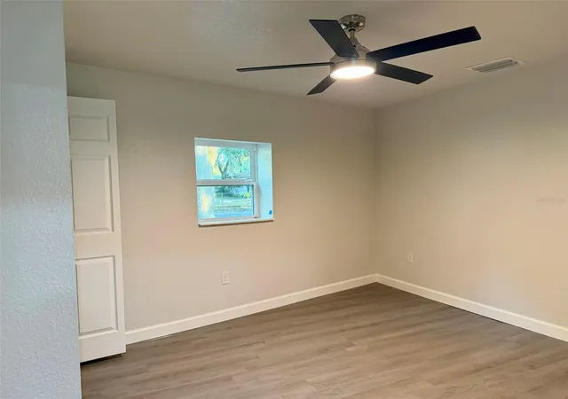 Photo 2 of Single family home for sale at 1030 SE 18th Terrace, Gainesville, FL 32641 | MLS# GC535777 | Listing updated on 2026-09-09
