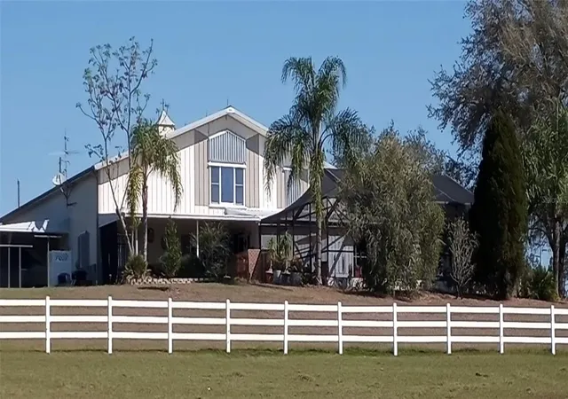 Single family home for sale at 17725 Powerline Rd, DADE CITY, FL 33523 | MLS# OM714911