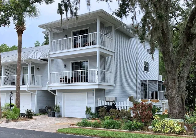 Photo 1 of Condo for sale at 2015 Vista Del Sol Cir #108, Lutz, FL 33558 | MLS# TB8457763 | Listing updated on 2026-09-17