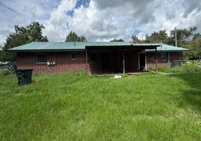 Photo 2 of Single family home for sale at 119 N West St, Bushnell, FL 33513 | MLS# O6370166 | Listing updated on 2026-09-16