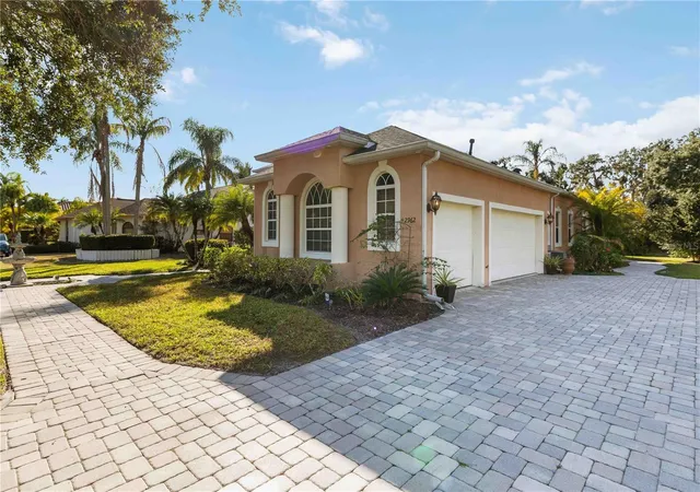 Photo 3 of Sale Pending at 2962 Wilderness Blvd E, Parrish, FL 34219 | MLS# A4676871 | Listing updated on 2026-09-09