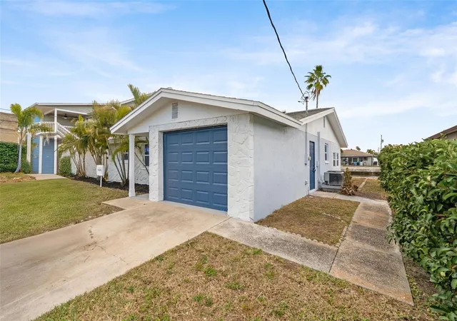 Photo 3 of Single family home for sale at 13804 Victor Ave, Hudson, FL 34667 | MLS# TB8463145 | Listing updated on 2026-10-02