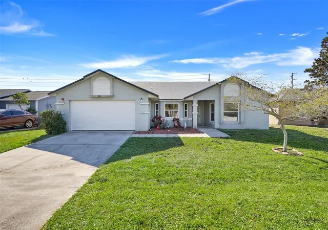 Photo 2 of Single family home for sale at 105 Dorchester Ct, Kissimmee, FL 34758 | MLS# O6374667 | Listing updated on 2026-10-14