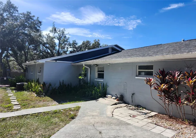 Photo 3 of Single family home for sale at 10805 Desoto Rd, Riverview, FL 33578 | MLS# TB8467410 | Listing updated on 2026-10-02