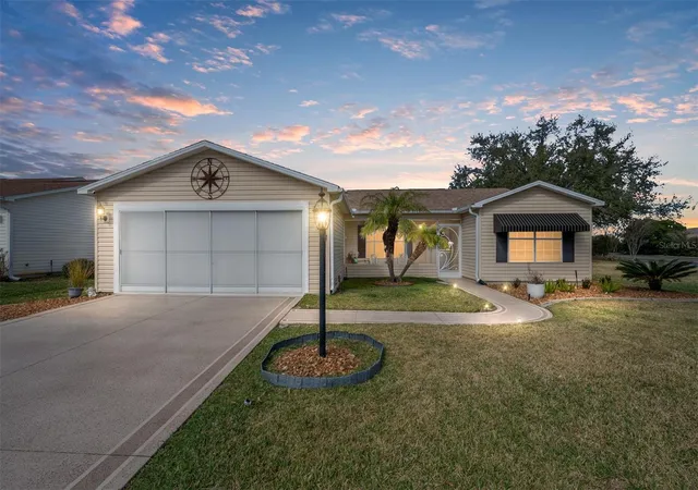 Photo 1 of Single family home for sale at 2001 Cipriano Pl, Lady Lake, FL 32159 | MLS# G5107394 | Listing updated on 2026-09-18
