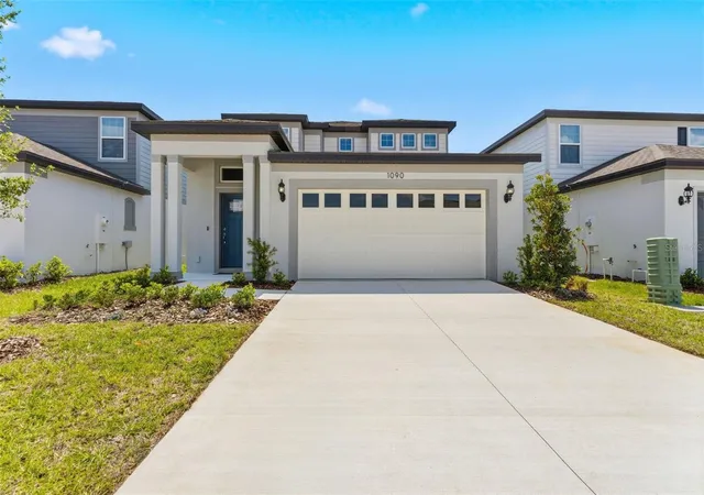 Photo 1 of Sale Pending at 1090 Silverlake Blvd, Lake Alfred, FL 33850 | MLS# TB8472112 | Listing updated on 2026-09-30