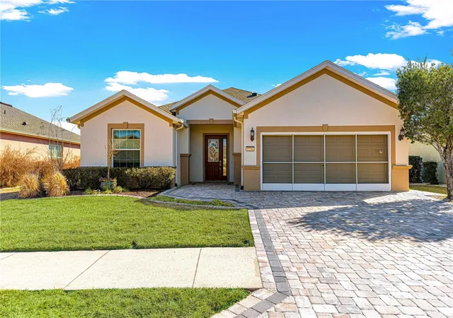 Photo 4 of Single family home for sale at 9256 SW 66th Loop, Ocala, FL 34481 | MLS# OM718350 | Listing updated on 2026-09-08