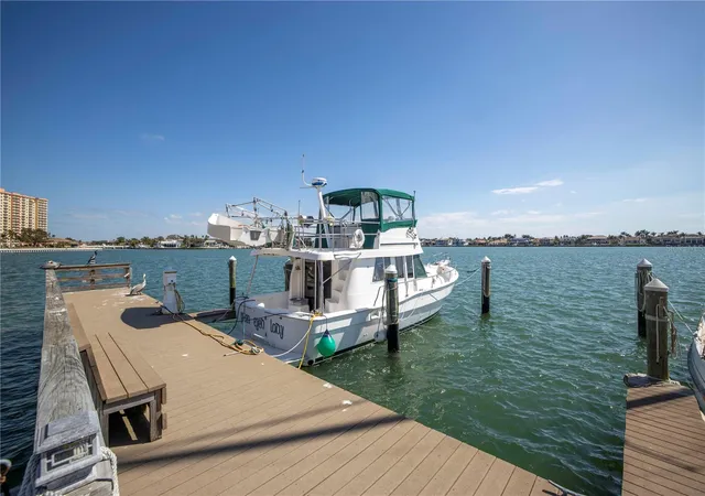 Photo 4 of Condo for sale at 5108 Brittany Dr S #204, Saint Petersburg, FL 33715 | MLS# TB8474984 | Listing updated on 2026-09-09