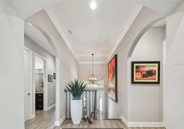Photo 3 of Townhouse for sale at 17 Franklin Ct S #C, Saint Petersburg, FL 33711 | MLS# TB8475819 | Listing updated on 2026-09-17