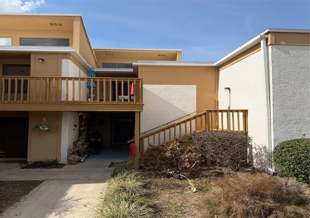 Photo 2 of Condo for sale at 1051 S Highland St #3D, Mount Dora, FL 32757 | MLS# G5108567 | Listing updated on 2026-10-06