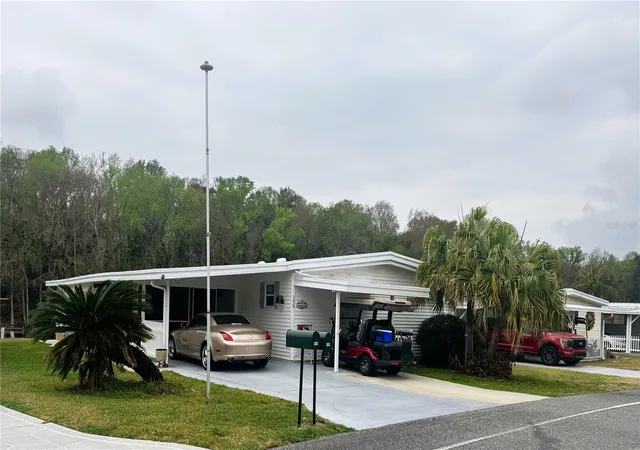 Photo 3 of Manufactured home for sale at 106 Palo Verde Dr, Leesburg, FL 34748 | MLS# R4910742 | Listing updated on 2026-10-22