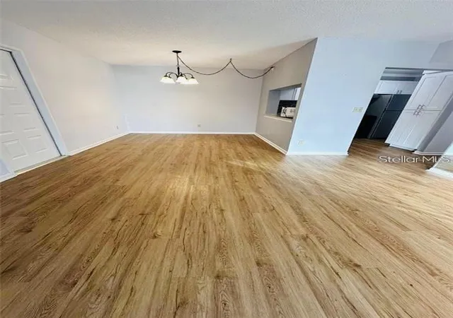 Photo 4 of Condo for sale at 8211 Sun Spring Cir #42, Orlando, FL 32825 | MLS# O6384672 | Listing updated on 2026-09-21