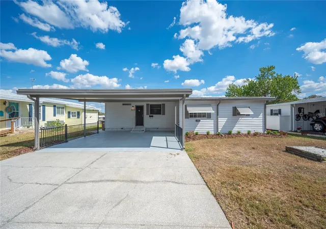Photo 1 of Manufactured home for sale at 2055 S Floral Ave #117, Bartow, FL 33830 | MLS# L4959639 | Listing updated on 2026-09-08