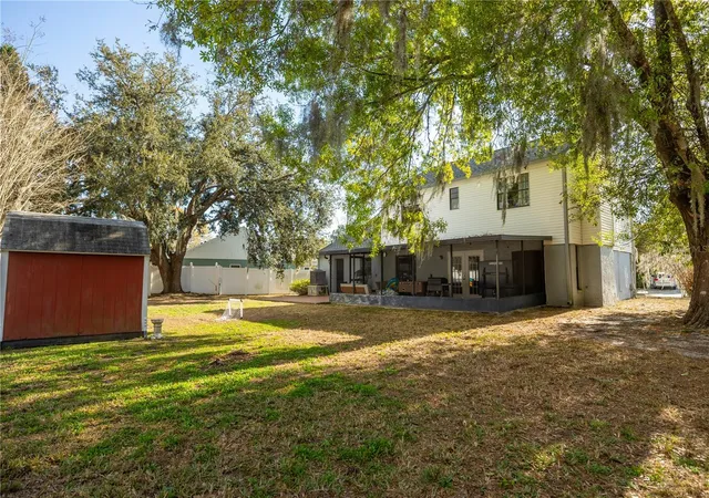 Photo 4 of Sale Pending at 3728 Murray Dale Dr, Valrico, FL 33596 | MLS# TB8480092 | Listing updated on 2026-10-06