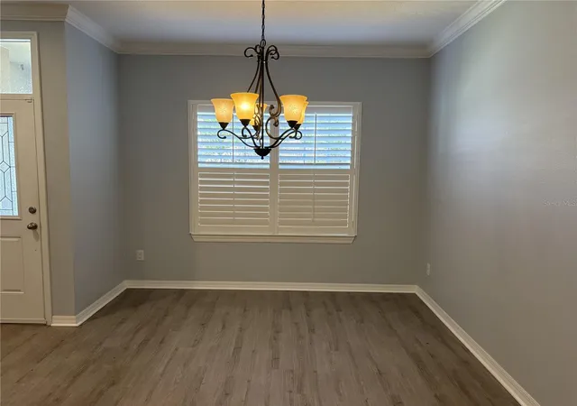 Photo 3 of Single family home for sale at 2118 Edgewater Cir, Winter Haven, FL 33880 | MLS# TB8480830 | Listing updated on 2026-09-08