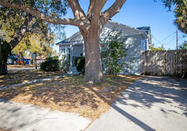 Photo 3 of Single family home for sale at 1547 35th Avenue N, Saint Petersburg, FL 33704 | MLS# TB8480995 | Listing updated on 2026-09-08