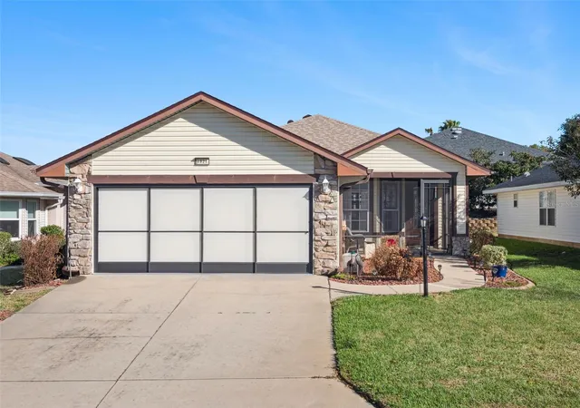 Photo 1 of Single family home for sale at 4921 Glen Coe St, Leesburg, FL 34748 | MLS# G5108958 | Listing updated on 2026-09-09