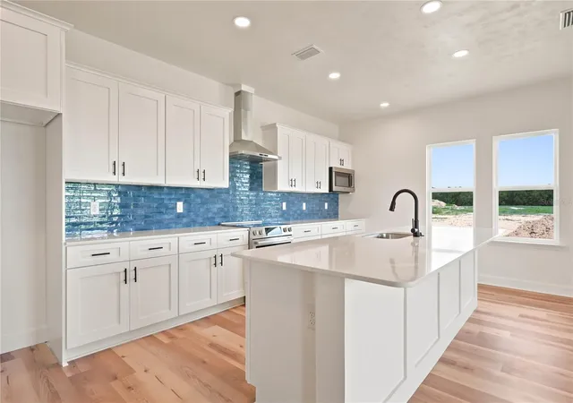 Photo 2 of Single family home for sale at 21115 Sw 1st Place, Newberry, FL 32669 | MLS# GC538283 | Listing updated on 2026-09-22