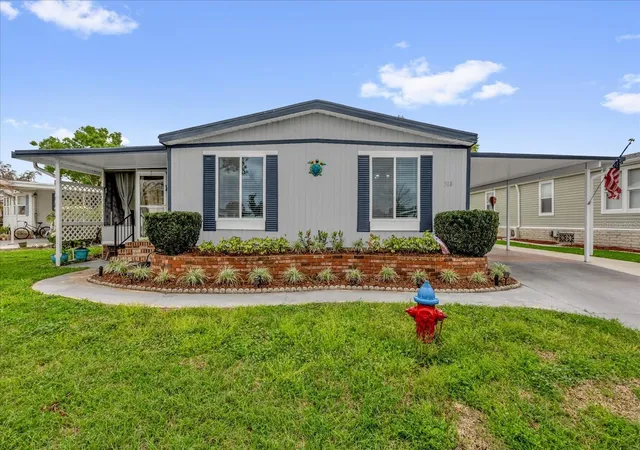Photo 1 of Manufactured home for sale at 518 Palo Verde Dr, Leesburg, FL 34748 | MLS# G5109413 | Listing updated on 2026-09-17