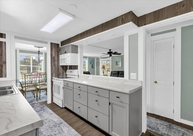 Photo 4 of Manufactured home for sale at 518 Palo Verde Dr, Leesburg, FL 34748 | MLS# G5109413 | Listing updated on 2026-09-17