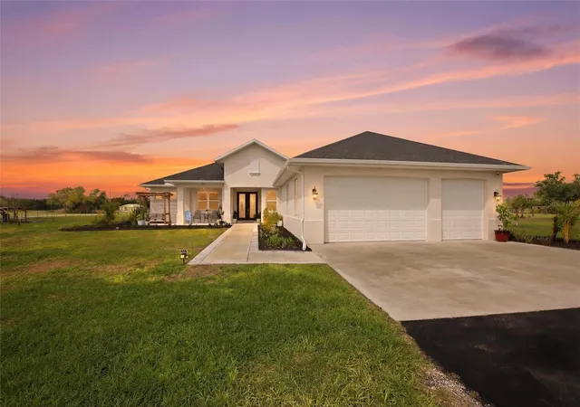 Photo 1 of Single family home for sale at 10080 Wauchula Rd, Myakka City, FL 34251 | MLS# A4685991 | Listing updated on 2026-10-02