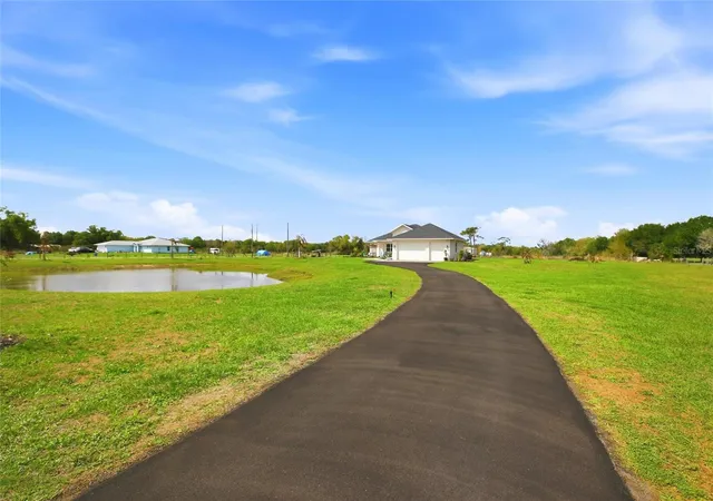 Photo 3 of Single family home for sale at 10080 Wauchula Rd, Myakka City, FL 34251 | MLS# A4685991 | Listing updated on 2026-10-02