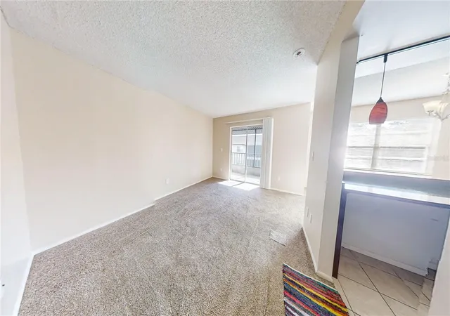 Listing Photo 4 - Condo for sale in building located at 417 Banana Cay Dr, South Daytona, FL 32119 - Unit #J