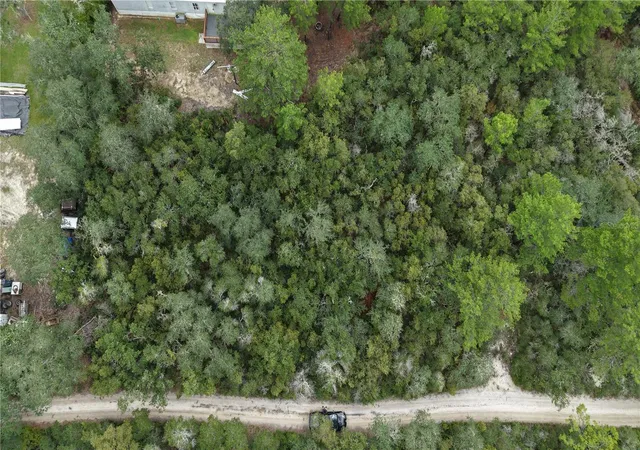 Photo 1 of Land for sale at 27 NE 235th Street, Fort Mc Coy, FL 32134 | MLS# W7883921 | Listing updated on 2026-09-16