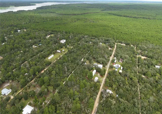 Photo 4 of Land for sale at 27 NE 235th Street, Fort Mc Coy, FL 32134 | MLS# W7883921 | Listing updated on 2026-09-16